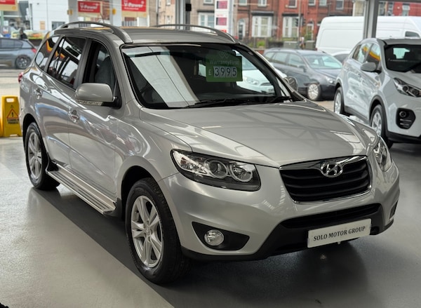 Used Hyundai Santa Fe 2010 for sale - 74891575: Photo 5