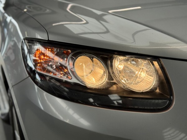 Used Hyundai Santa Fe 2010 for sale - 74891575: Photo 72