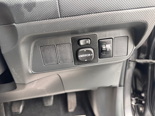 Used Toyota Auris 2007 for sale - 76263678: Photo 28
