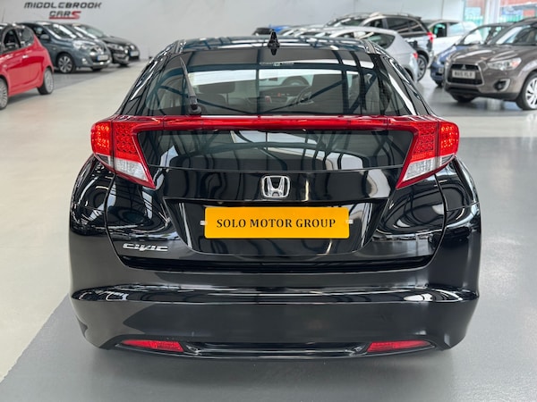 Used Honda Civic 2013 for sale - 76157108: Photo 14