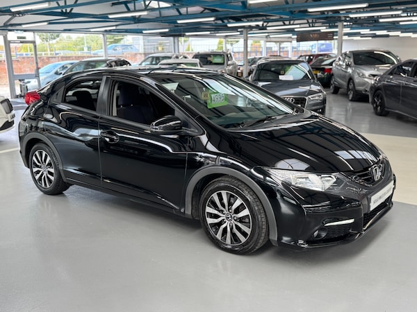 Used Honda Civic 2013 for sale - 76157108: Photo 1