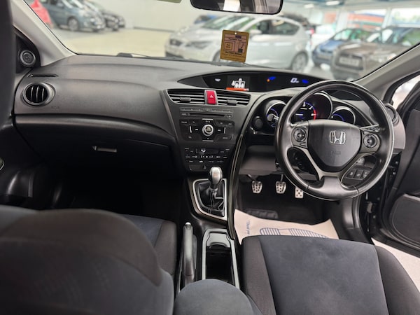 Used Honda Civic 2013 for sale - 76157108: Photo 23