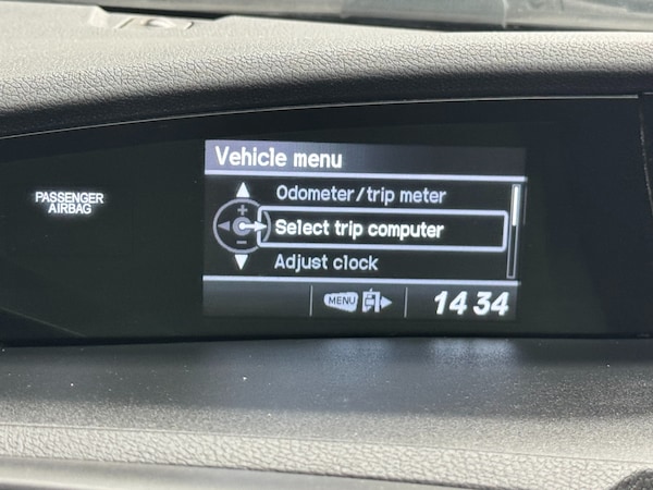 Used Honda Civic 2013 for sale - 76157108: Photo 28