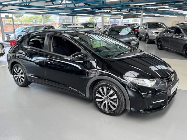 Used Honda Civic 2013 for sale - 76157108: Photo 4