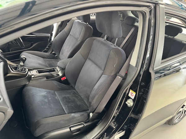 Used Honda Civic 2013 for sale - 76157108: Photo 57