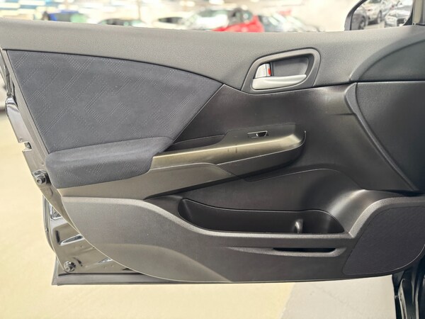 Used Honda Civic 2013 for sale - 76157108: Photo 59