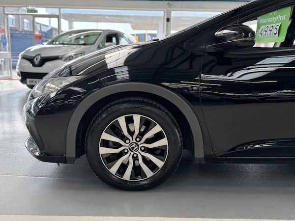 Used Honda Civic 2013 for sale - 76157108: Photo 9