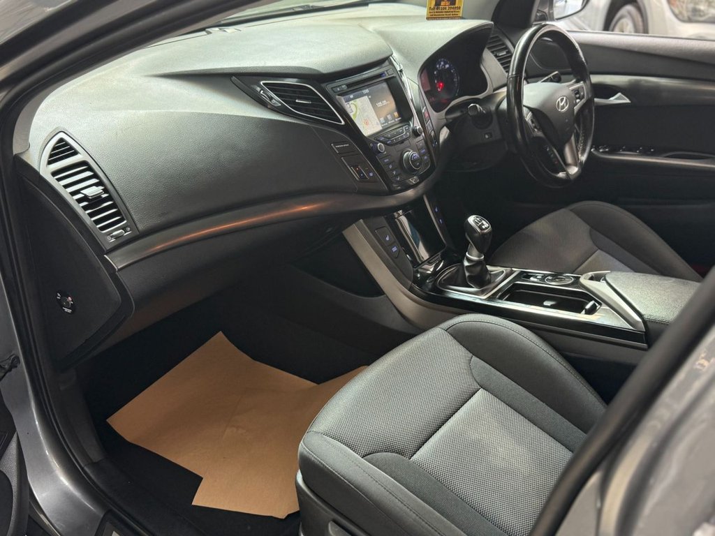 Used Hyundai i40 2015 for sale - 78212959: Photo 24