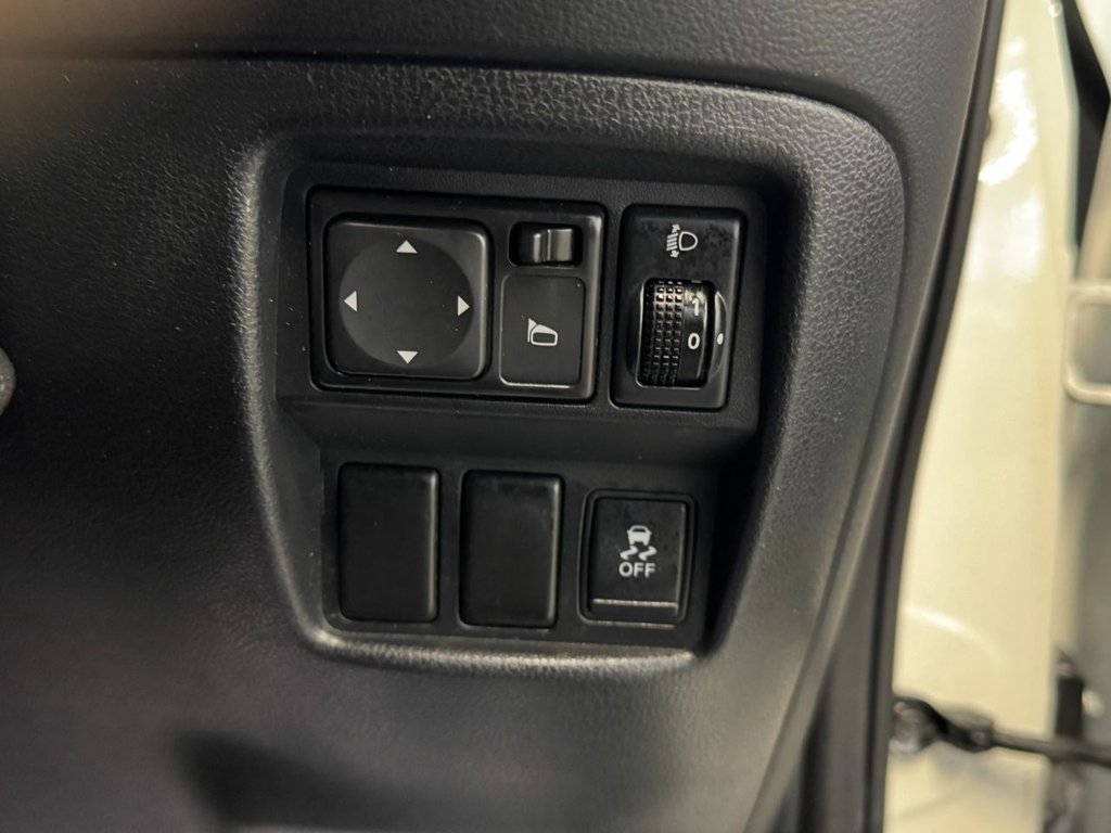 Used Nissan Juke 2011 for sale - 77369996: Photo 40