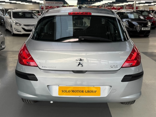 Used Peugeot 308 2010 for sale - 76344336: Photo 14