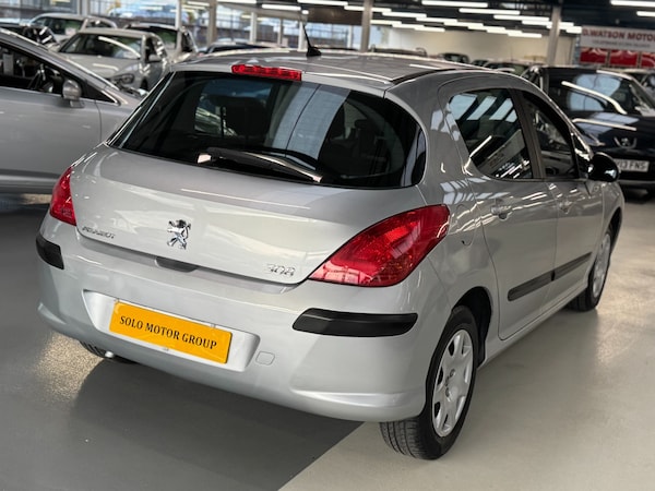 Used Peugeot 308 2010 for sale - 76344336: Photo 15