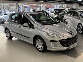 Used Peugeot 308 2010 for sale - 76344336: Photo