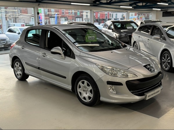 Used Peugeot 308 2010 for sale - 76344336: Photo 20