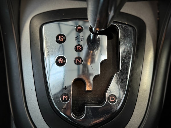 Used Peugeot 308 2010 for sale - 76344336: Photo 33
