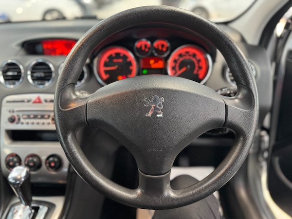 Used Peugeot 308 2010 for sale - 76344336: Photo 36