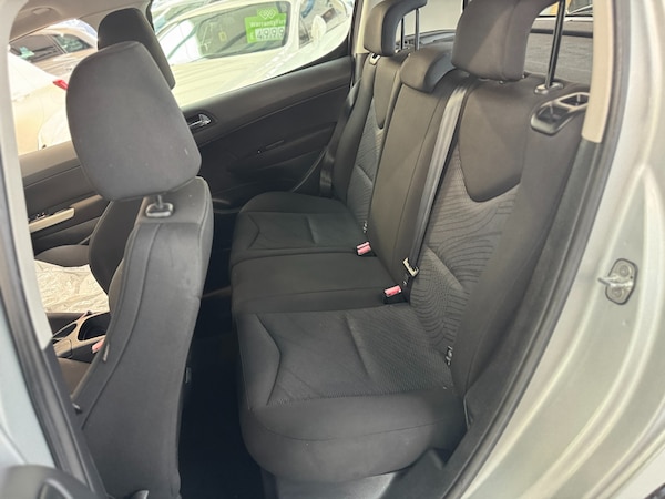 Used Peugeot 308 2010 for sale - 76344336: Photo 52