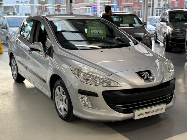 Used Peugeot 308 2010 for sale - 76344336: Photo 5