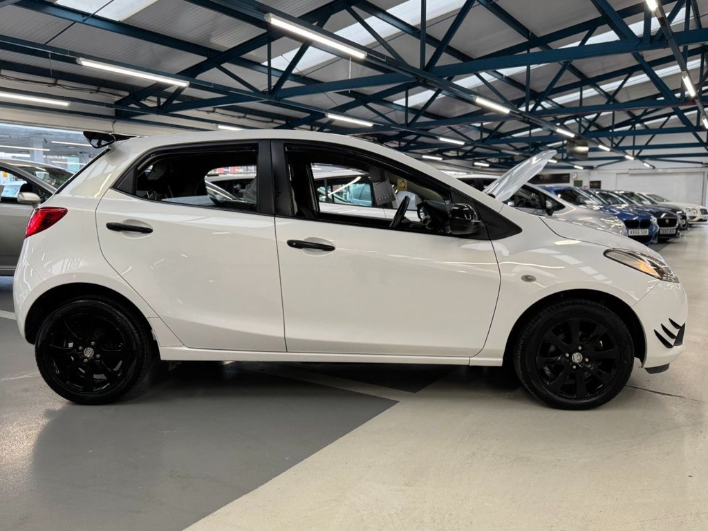 Used Mazda Mazda2 2009 for sale - 77498931: Photo 21