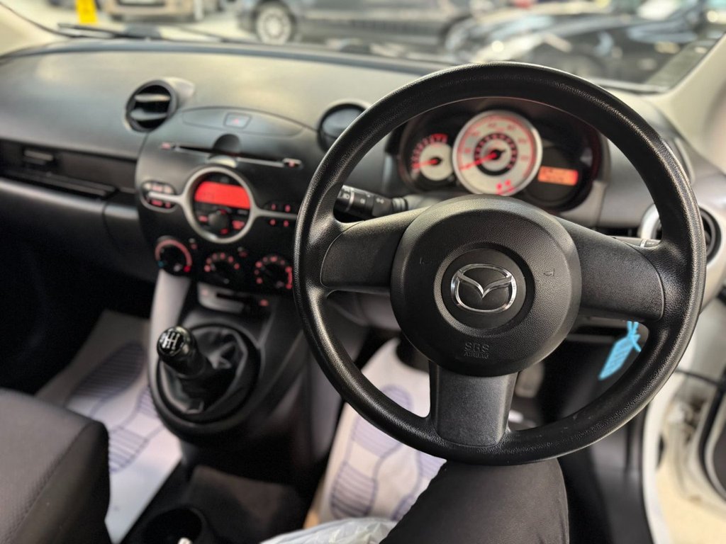 Used Mazda Mazda2 2009 for sale - 77498931: Photo 27