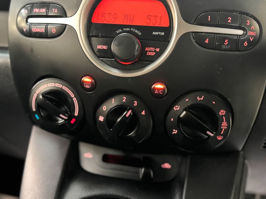 Used Mazda Mazda2 2009 for sale - 77498931: Photo 32