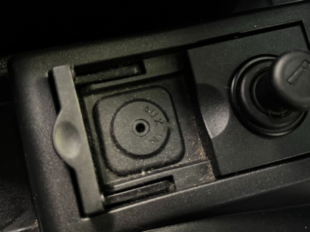 Used Mazda Mazda2 2009 for sale - 77498931: Photo 35