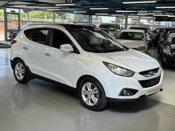 2011 (11) - 1.7 CRDi Premium 5dr 2WD