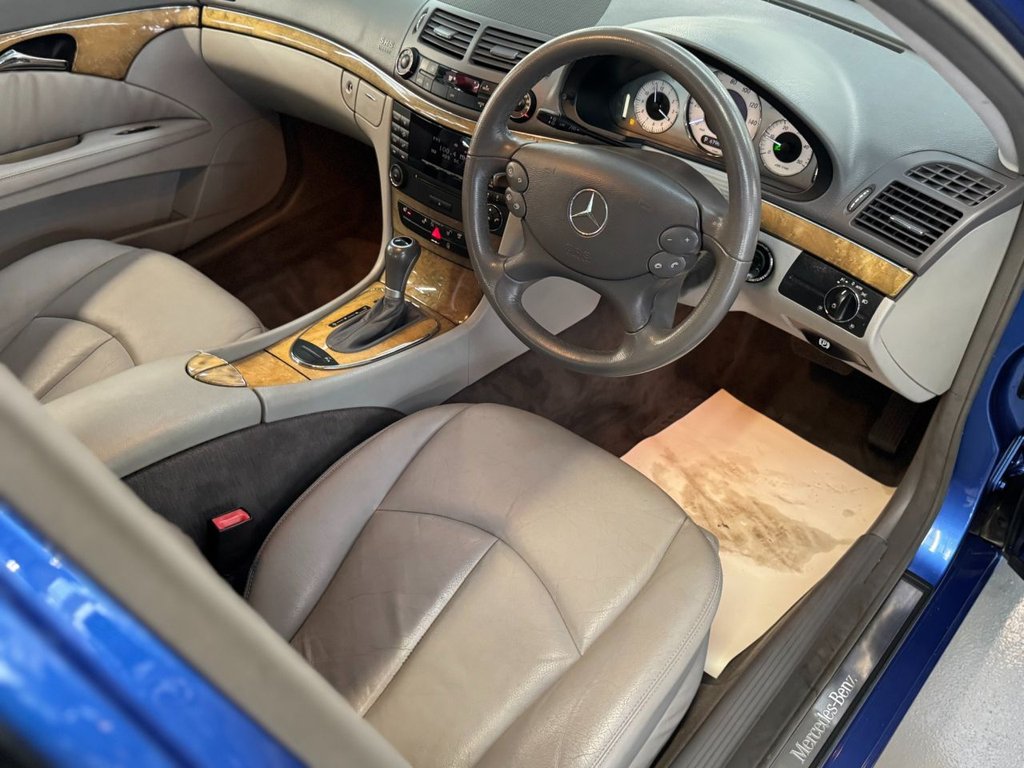 Used Mercedes-Benz E Class 2007 for sale - 76909963: Photo 5