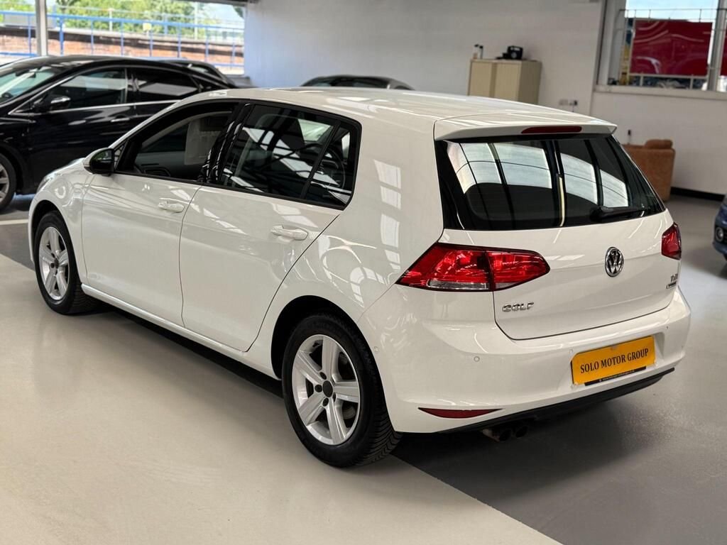 Used Volkswagen Golf 2015 for sale - 76776349: Photo 2