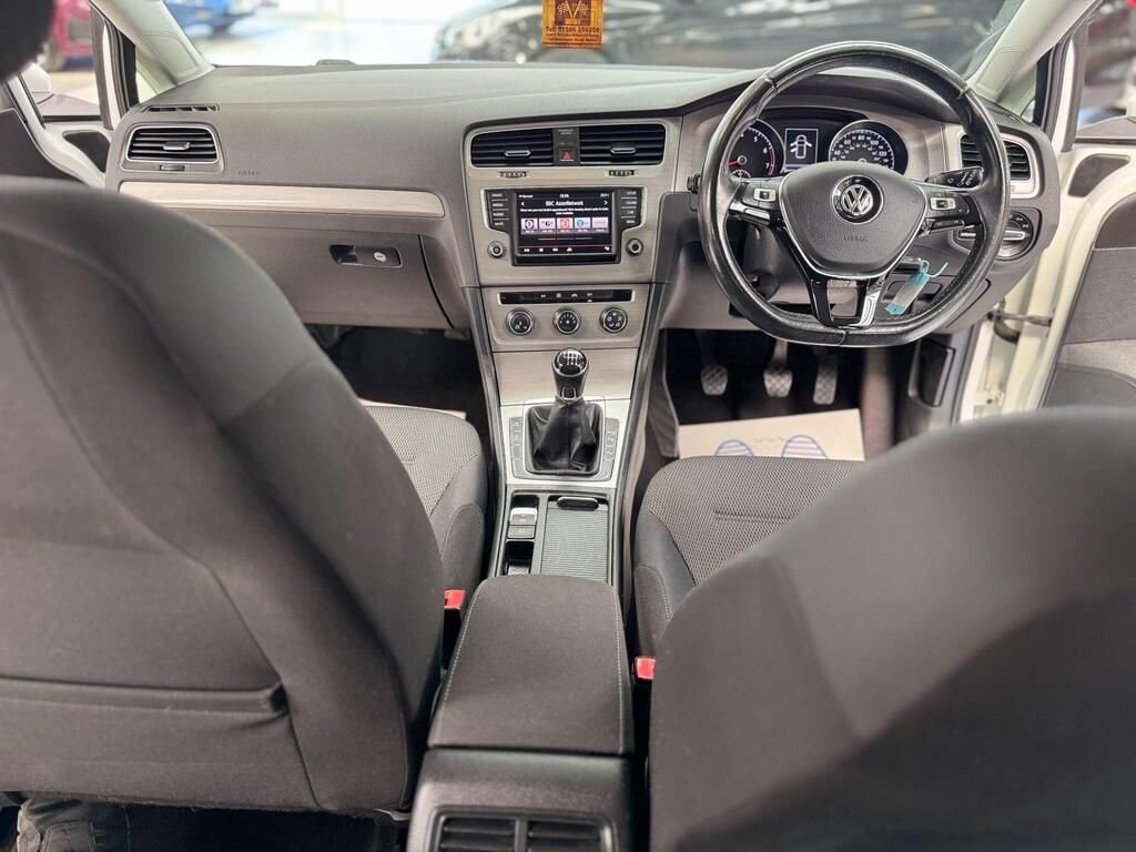 Used Volkswagen Golf 2015 for sale - 76776349: Photo 25