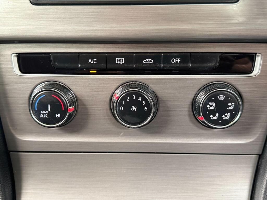 Used Volkswagen Golf 2015 for sale - 76776349: Photo 28