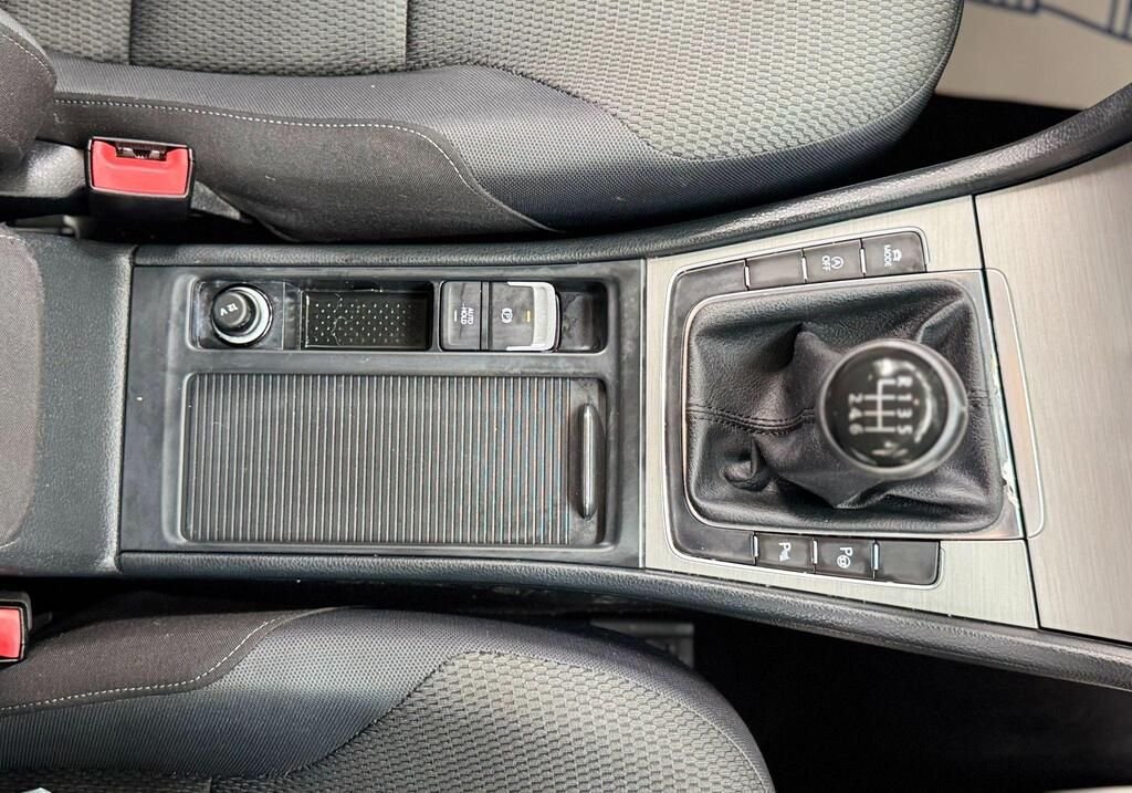 Used Volkswagen Golf 2015 for sale - 76776349: Photo 29