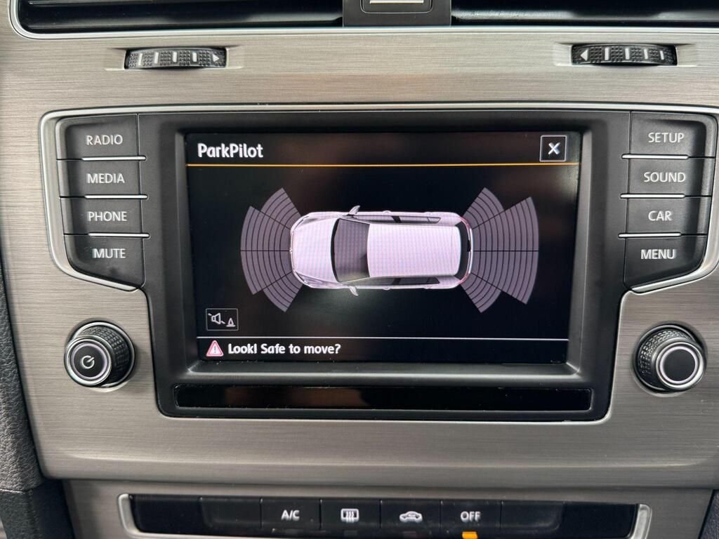 Used Volkswagen Golf 2015 for sale - 76776349: Photo 36