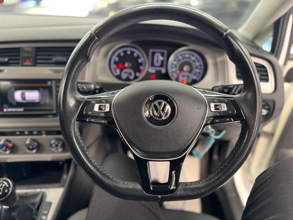 Used Volkswagen Golf 2015 for sale - 76776349: Photo 42