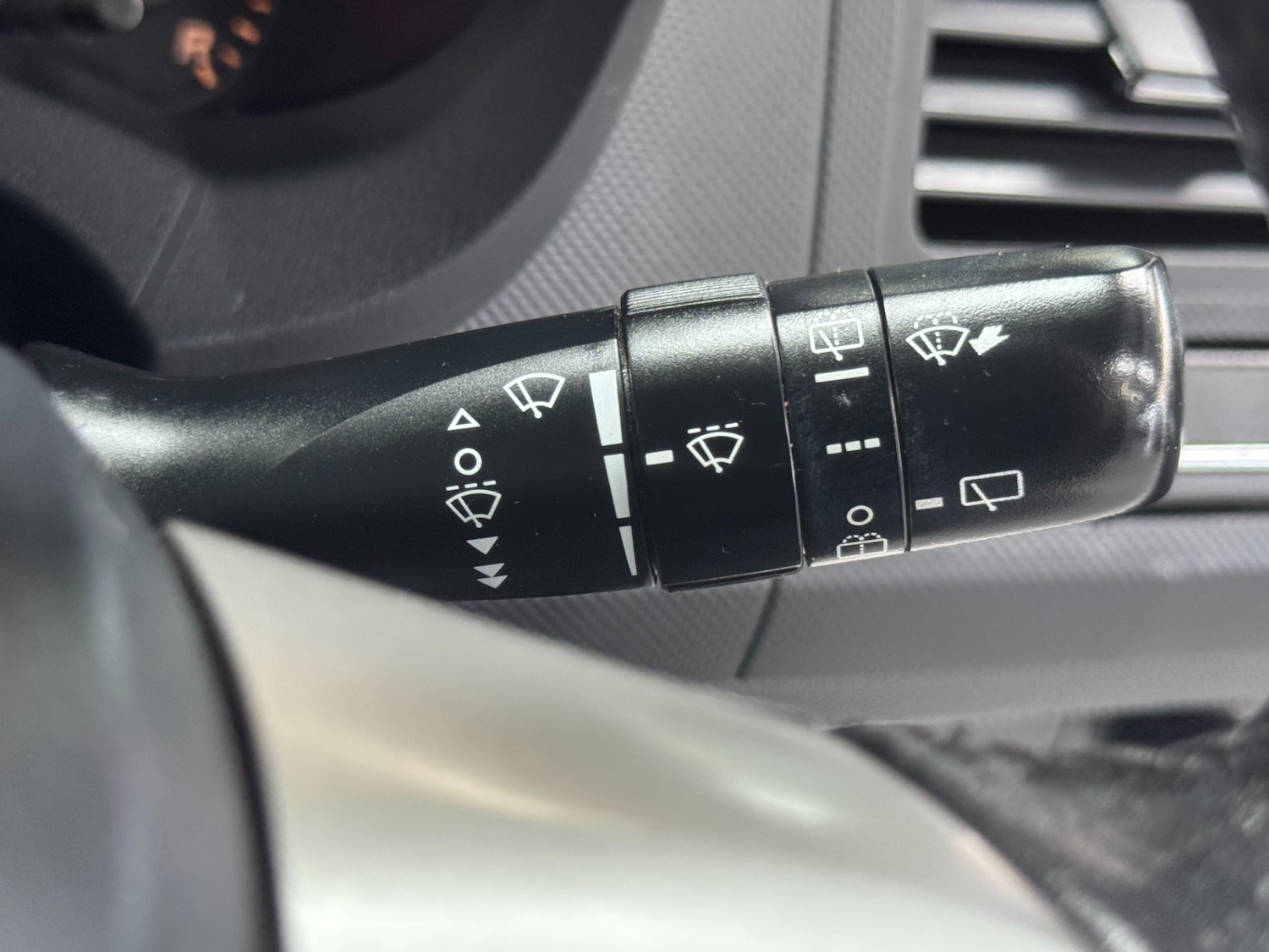 Used Toyota Auris 2012 for sale - 74764110: Photo 49