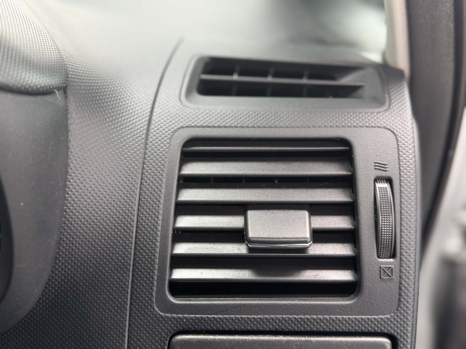 Used Toyota Auris 2012 for sale - 74764110: Photo 50