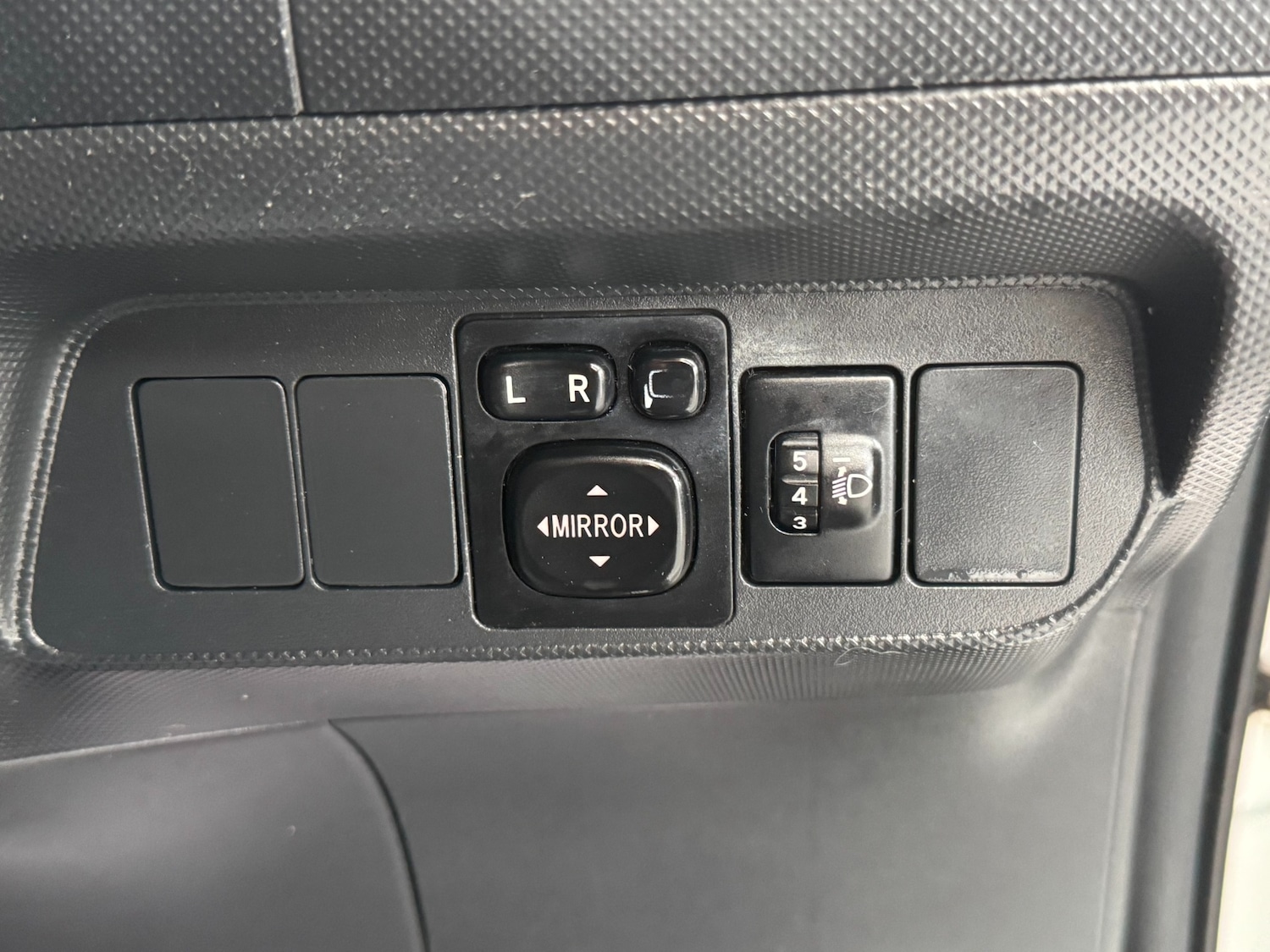 Used Toyota Auris 2012 for sale - 74764110: Photo 52