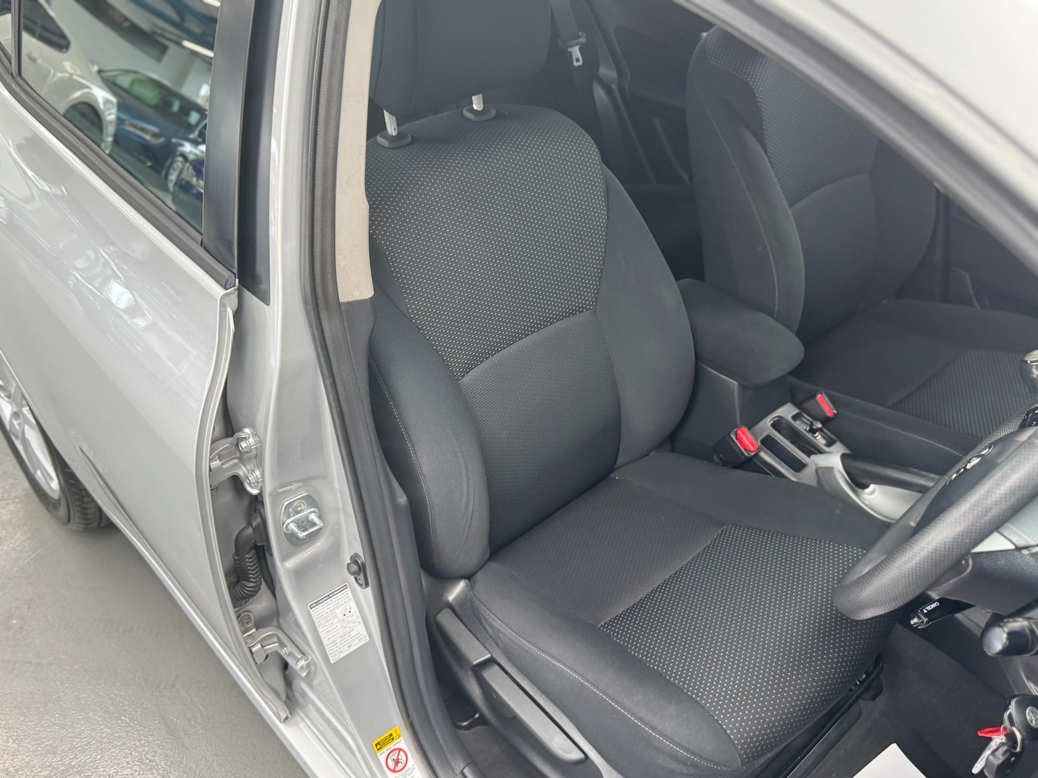 Used Toyota Auris 2012 for sale - 74764110: Photo 55