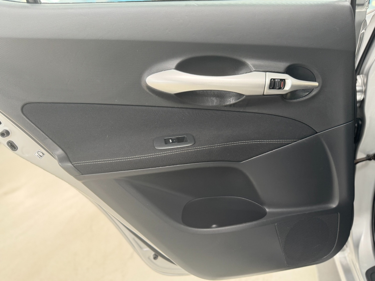 Used Toyota Auris 2012 for sale - 74764110: Photo 69