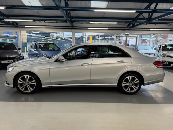 Used Mercedes-Benz E Class 2013 for sale - 76316717: Photo 11