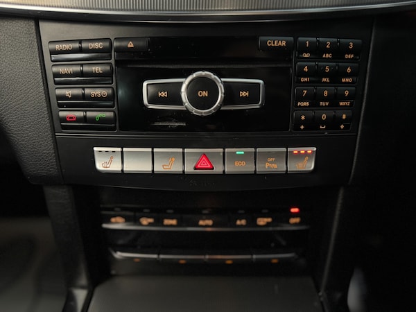 Used Mercedes-Benz E Class 2013 for sale - 76316717: Photo 35