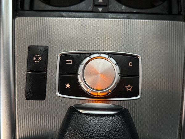 Used Mercedes-Benz E Class 2013 for sale - 76316717: Photo 39