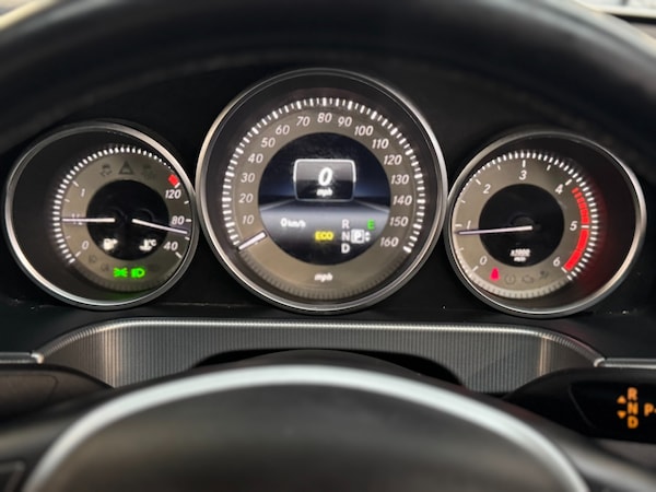 Used Mercedes-Benz E Class 2013 for sale - 76316717: Photo 42