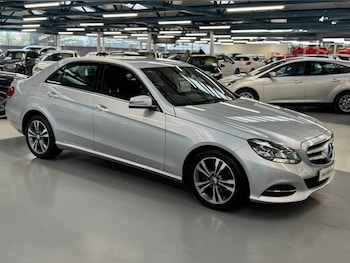 Used Mercedes-Benz E Class 2013 for sale - 76316717: Photo 4