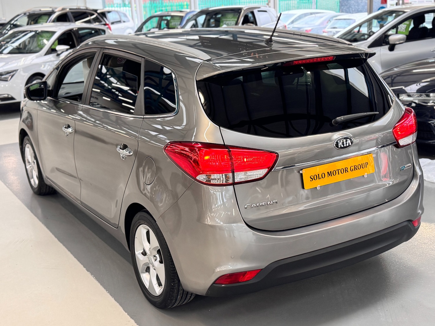 Used Kia Carens 2015 for sale - 76172484: Photo 13