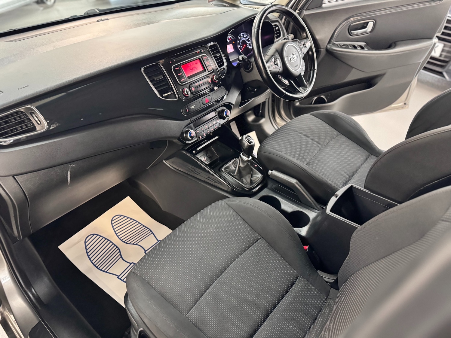 Used Kia Carens 2015 for sale - 76172484: Photo 20