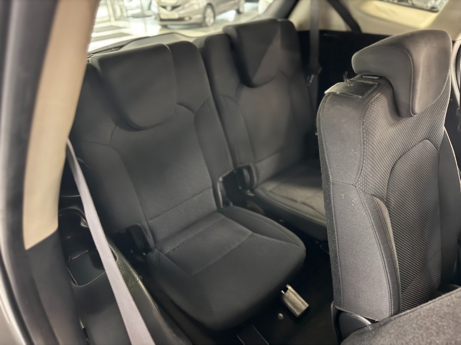 Used Kia Carens 2015 for sale - 76172484: Photo 23