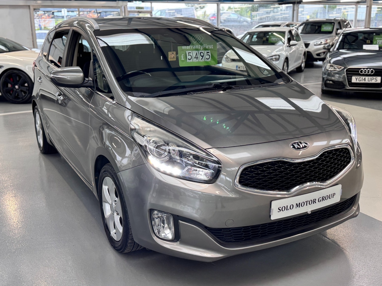 Used Kia Carens 2015 for sale - 76172484: Photo 7