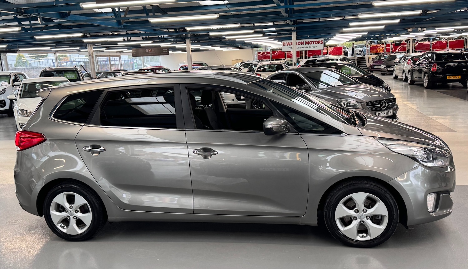 Used Kia Carens 2015 for sale - 76172484: Photo 9