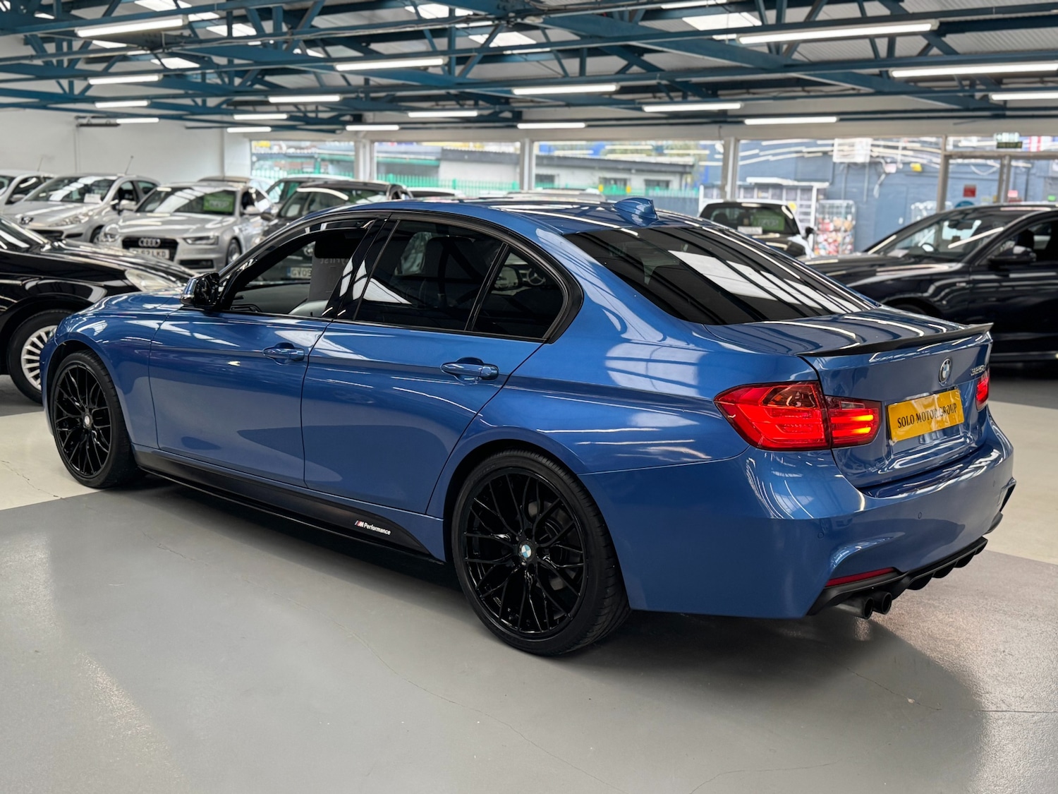 Used BMW 3 Series 2013 for sale - 76330982: Photo 11