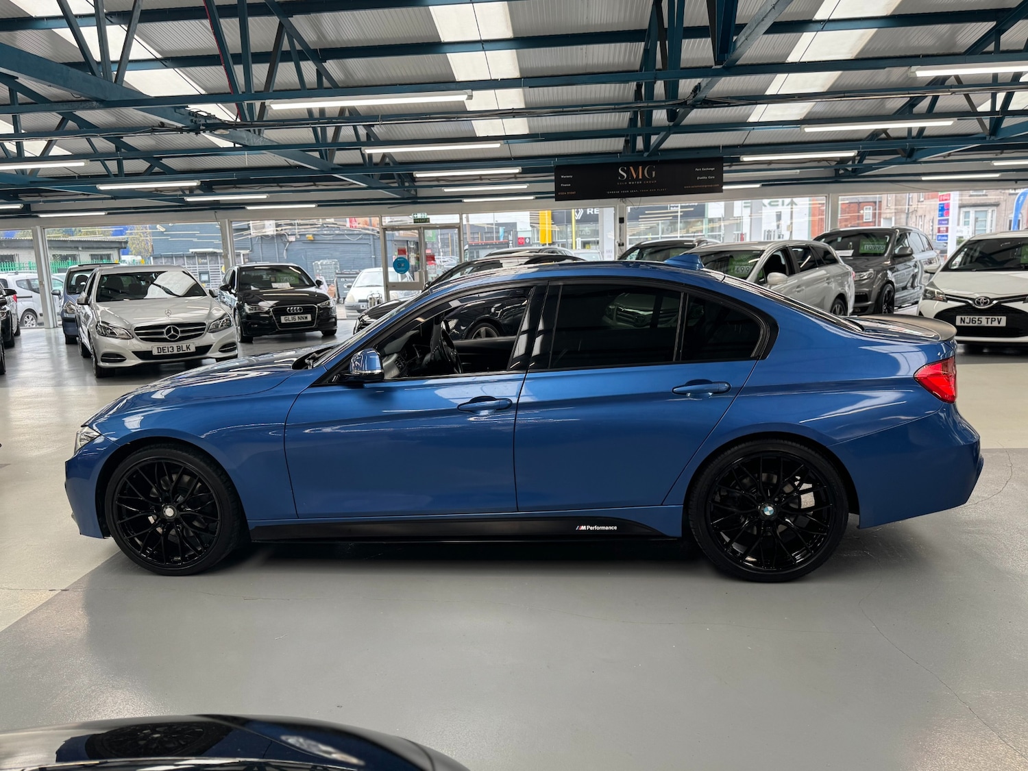 Used BMW 3 Series 2013 for sale - 76330982: Photo 9